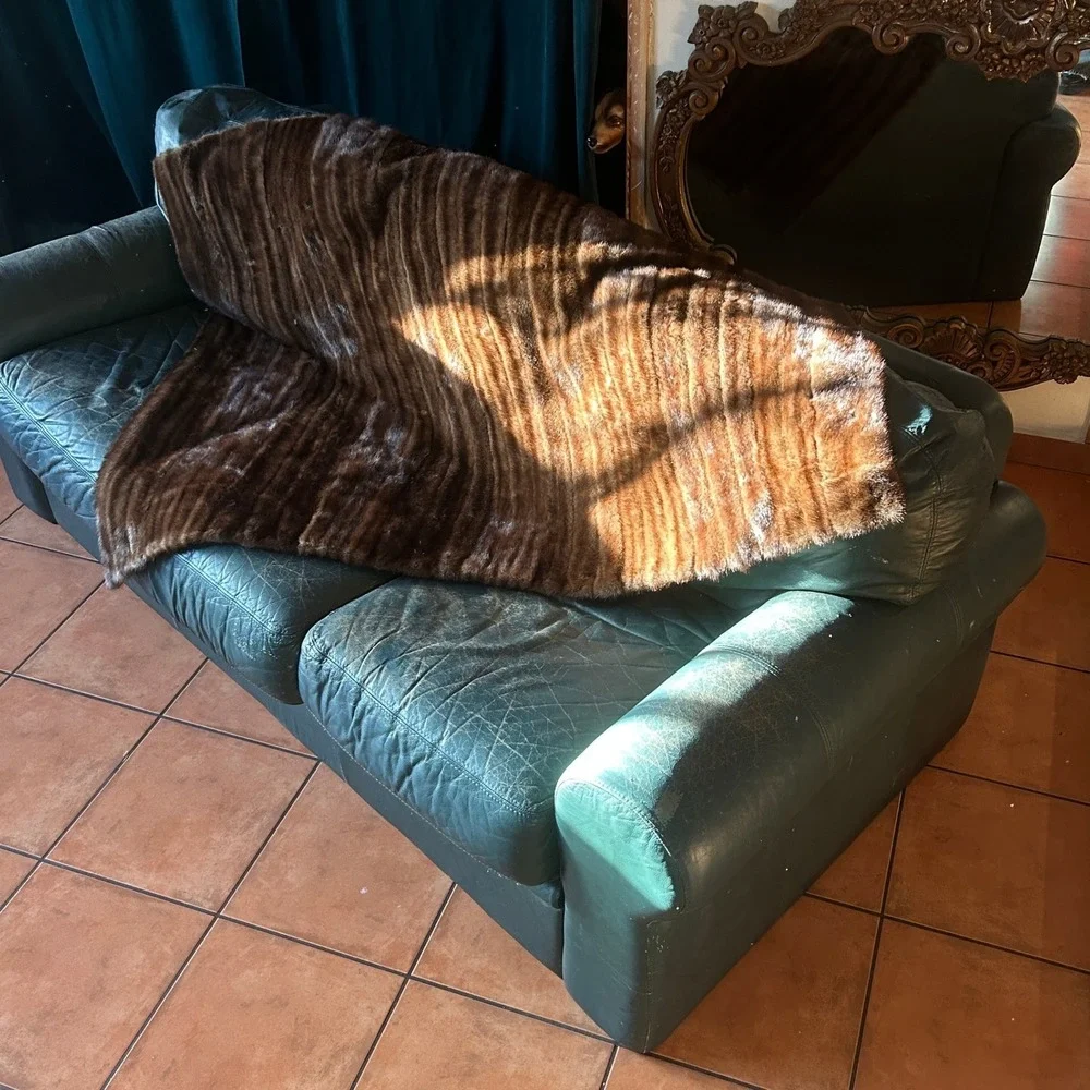 Vintage Genuine Mink Fur Throw Blanket Mahogany Brown Large Pelt Rug 59x48